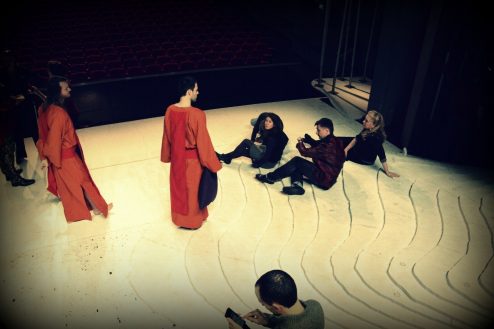 The Magic Flute rehearsal - relaxing after runtrought